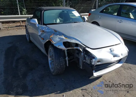 2002 Honda S2000 z USA, uszkodzony, nr VIN JHMAP11422T007152